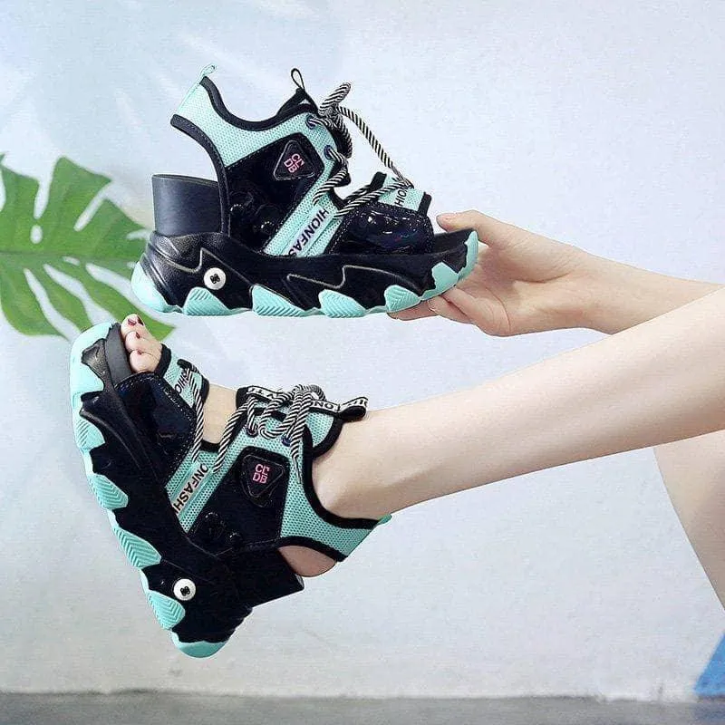 Gorus Platform Sandals