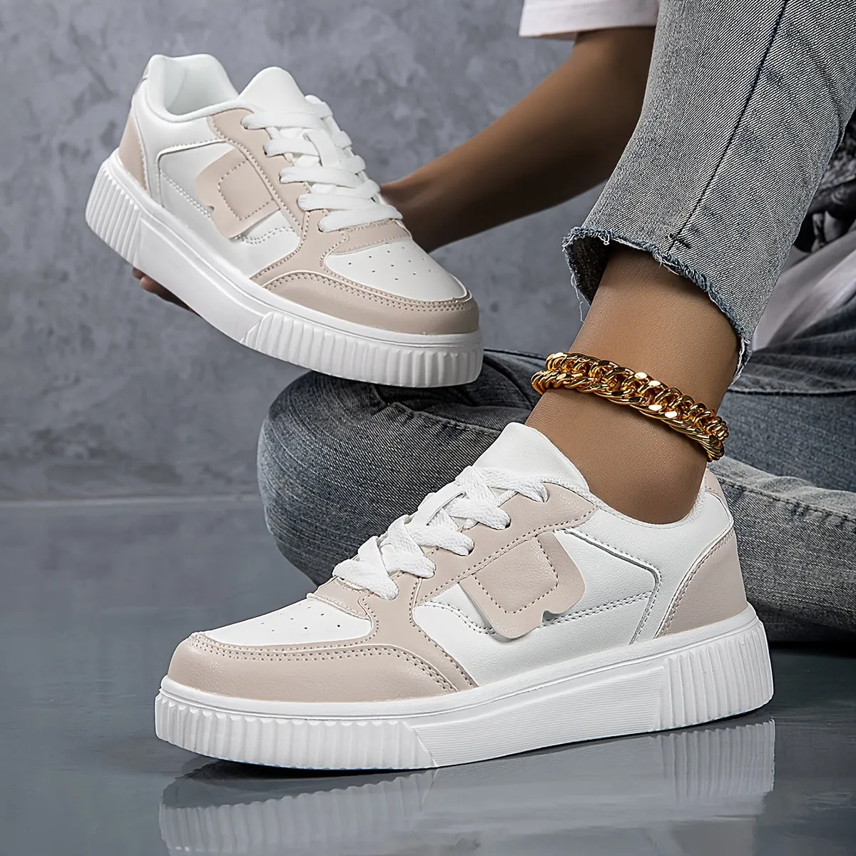 Stylish Plus-Size Ultralight Fashion Sneakers for Women | Perfect for Casual Days