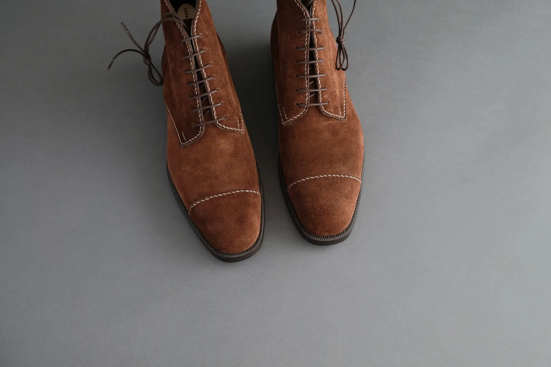 ZeroEightSix.Jules Handsewn Derby Boots From Calf Suede